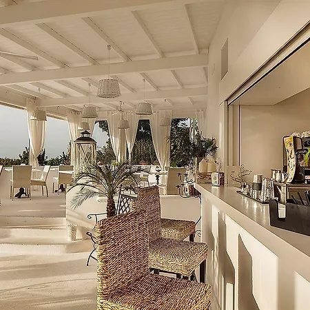 Tenuta Del Poggio Antico Hotel 4*