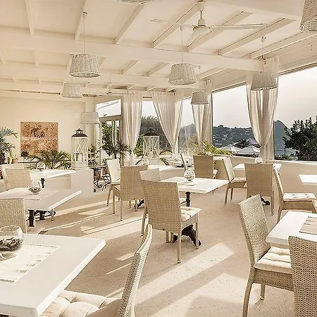 Tenuta Del Poggio Antico Hotel